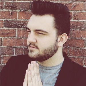 Meet your Posher, Aaron