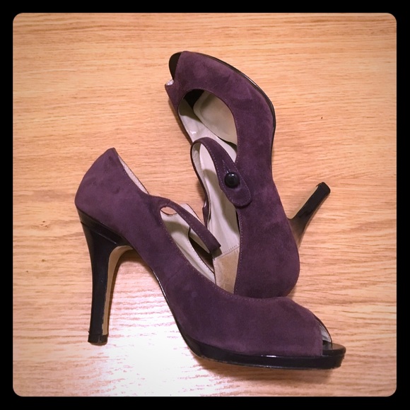 Steve Madden suede peep toe pump; Size 9.5 - Picture 4 of 6