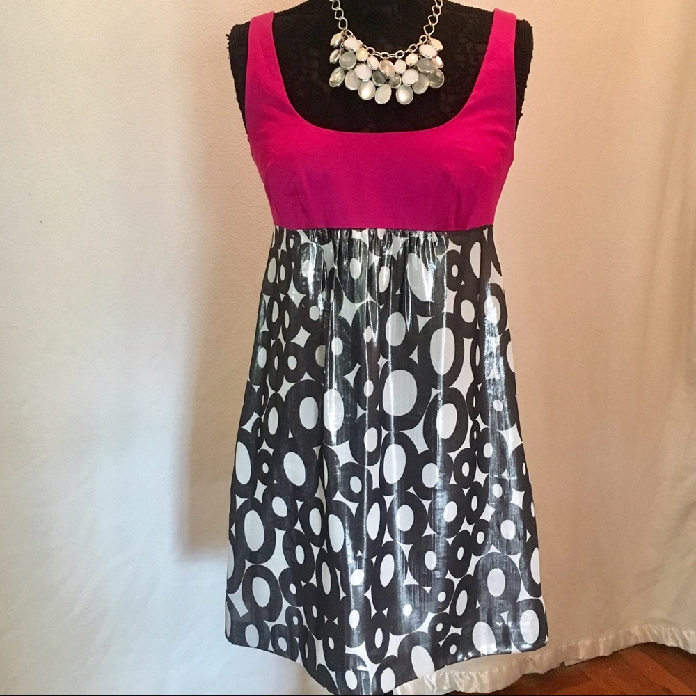 NWT Trina Turk Mod Dress Size 6