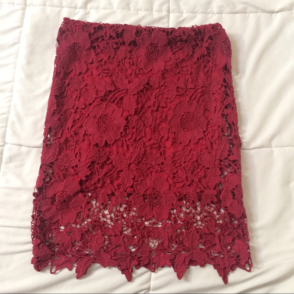 Floral Lace Pencil Skirt