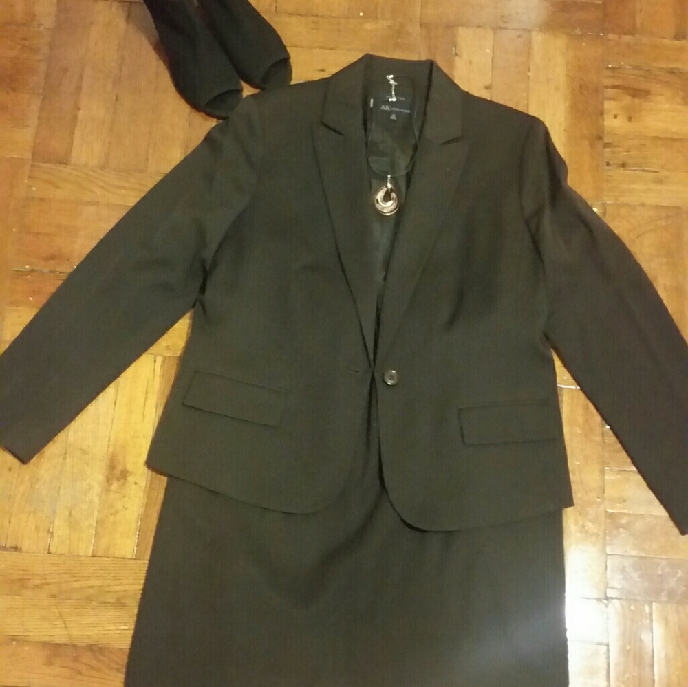 2-PC Anne Klein Suit