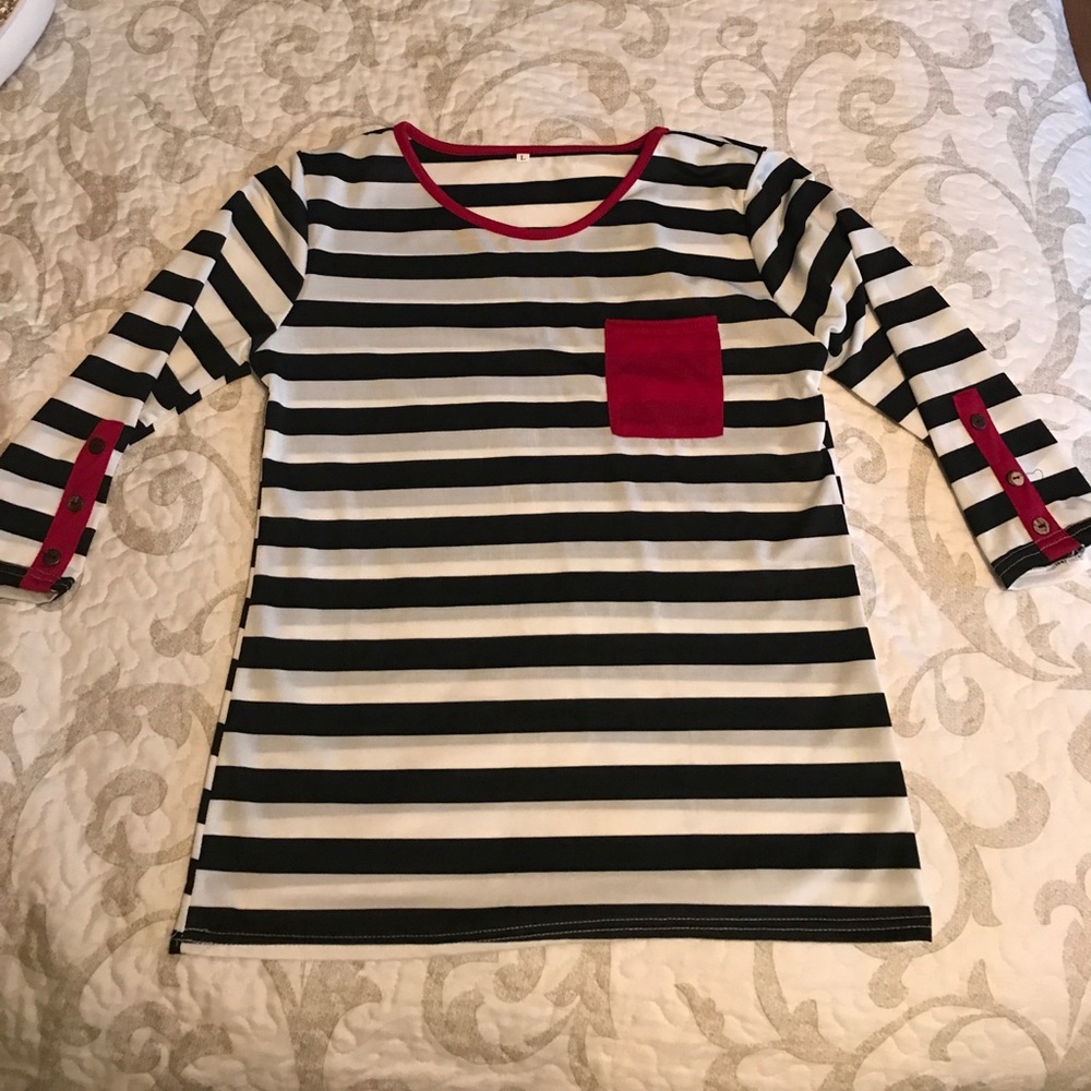 Large 3/4 sleeve shirt