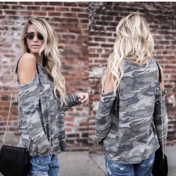 Tops - Camouflage Long Sleeve Cold Shoulder Top💚