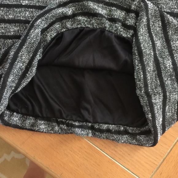 Mudd top 2 piece attached - Picture 4 of 5