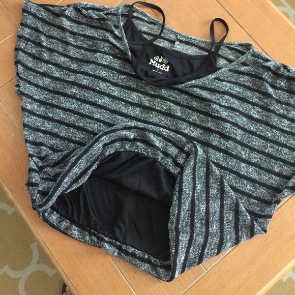 Mudd top 2 piece attached - Picture 5 of 5