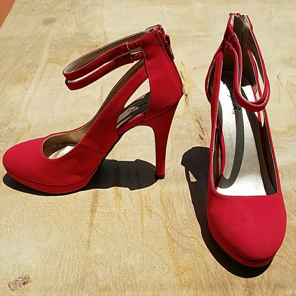 DARK RED WALTZ  almond toe PUMPS