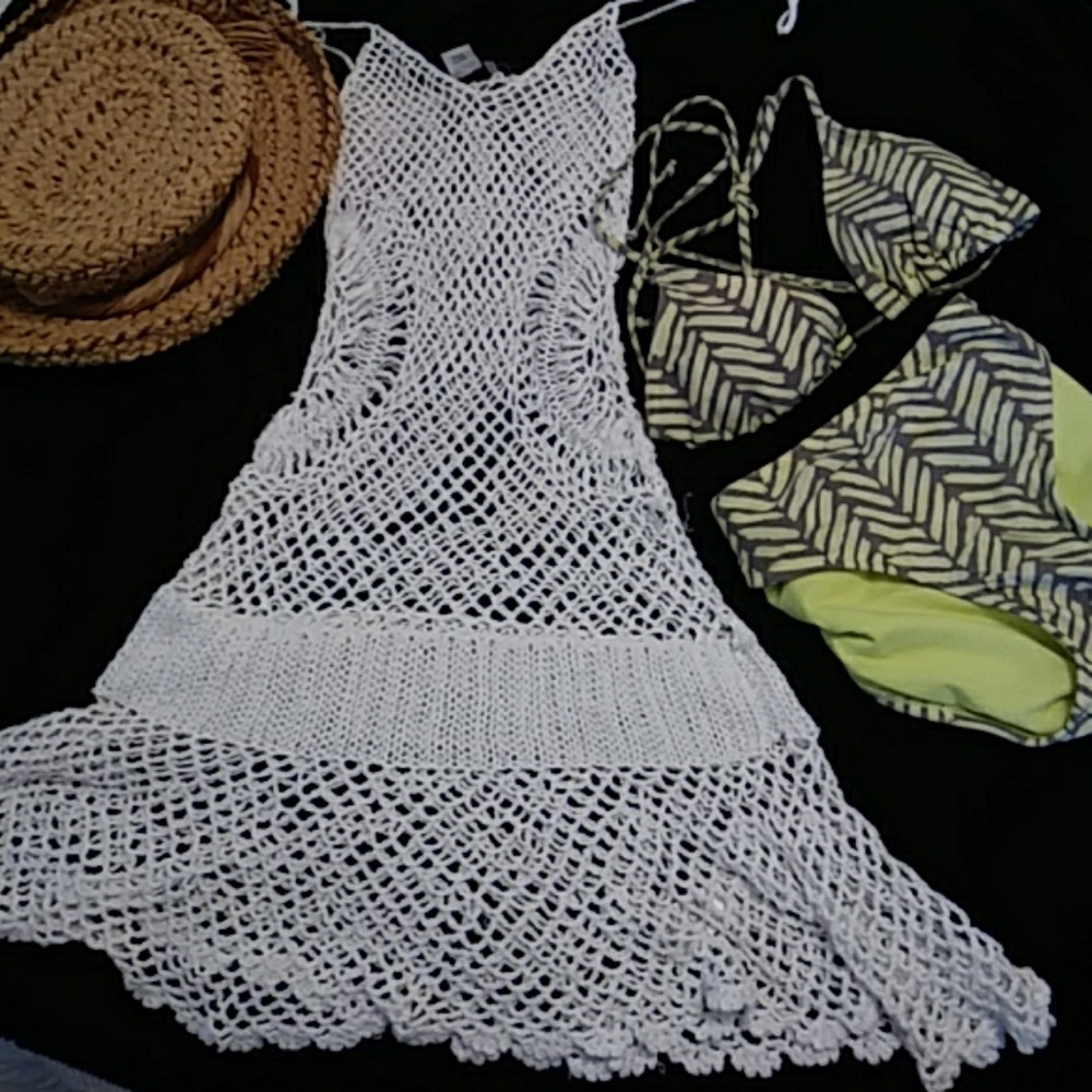 Guess Bikini coverup