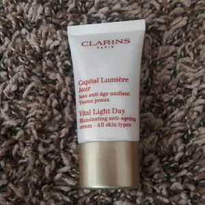 Clarins vital light day cream .5oz