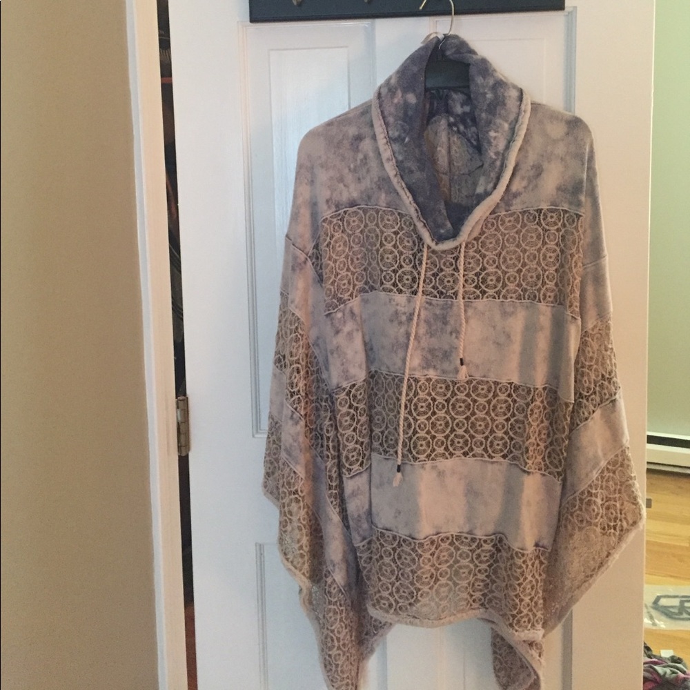 Free People poncho