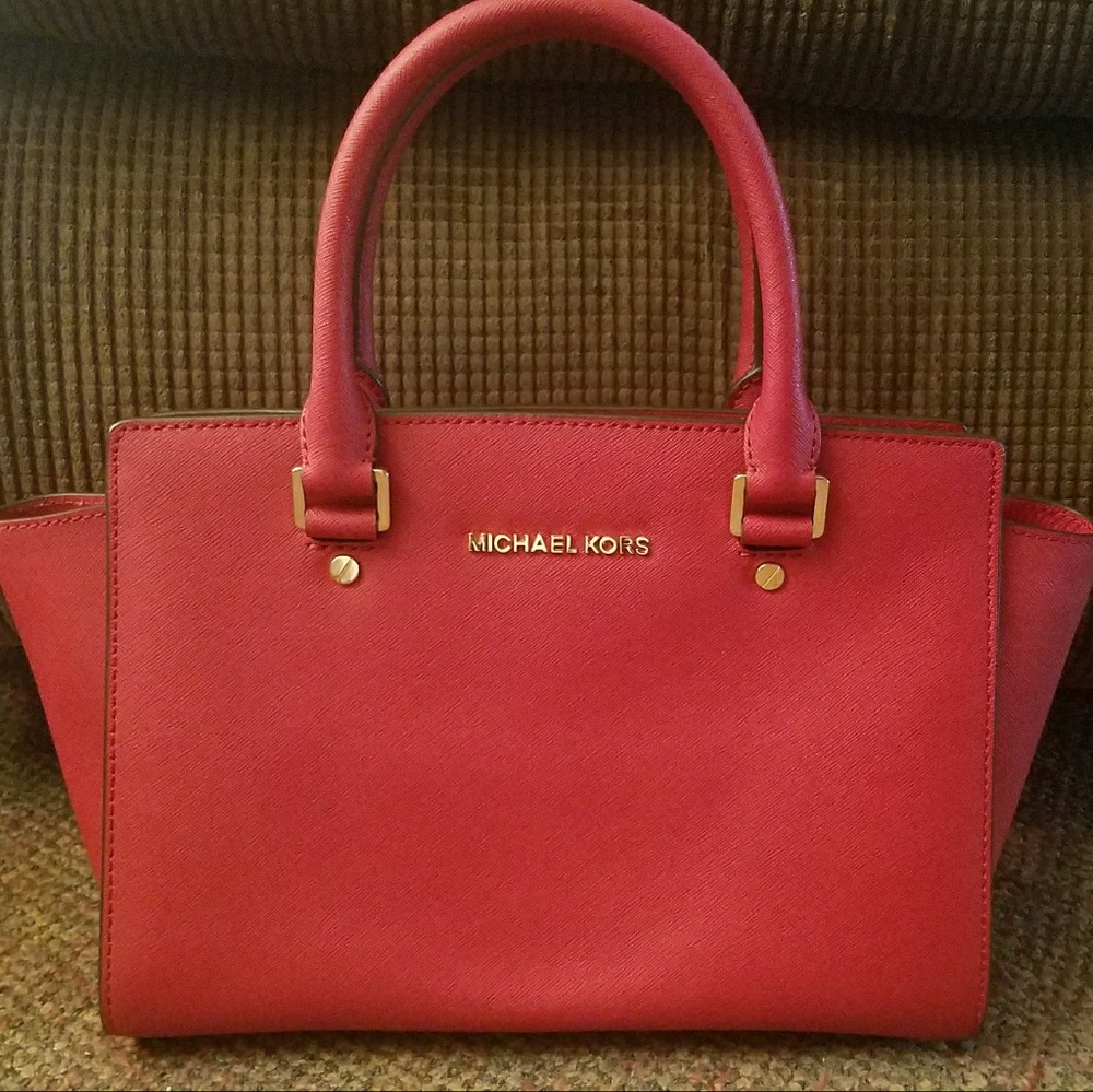 Authentic Michael Kors Medium Selma Handbag
