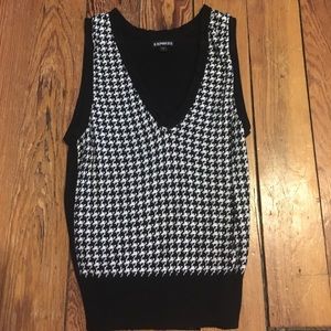 Houndstooth sweater vest