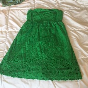 Kelly green strapless eyelet dress - so adorable!