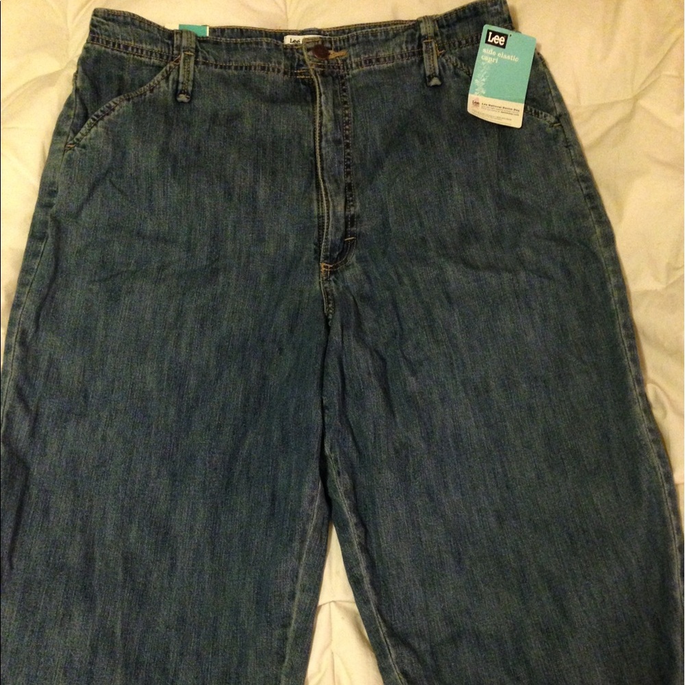 Lee denim capris, size 18M.  NWT