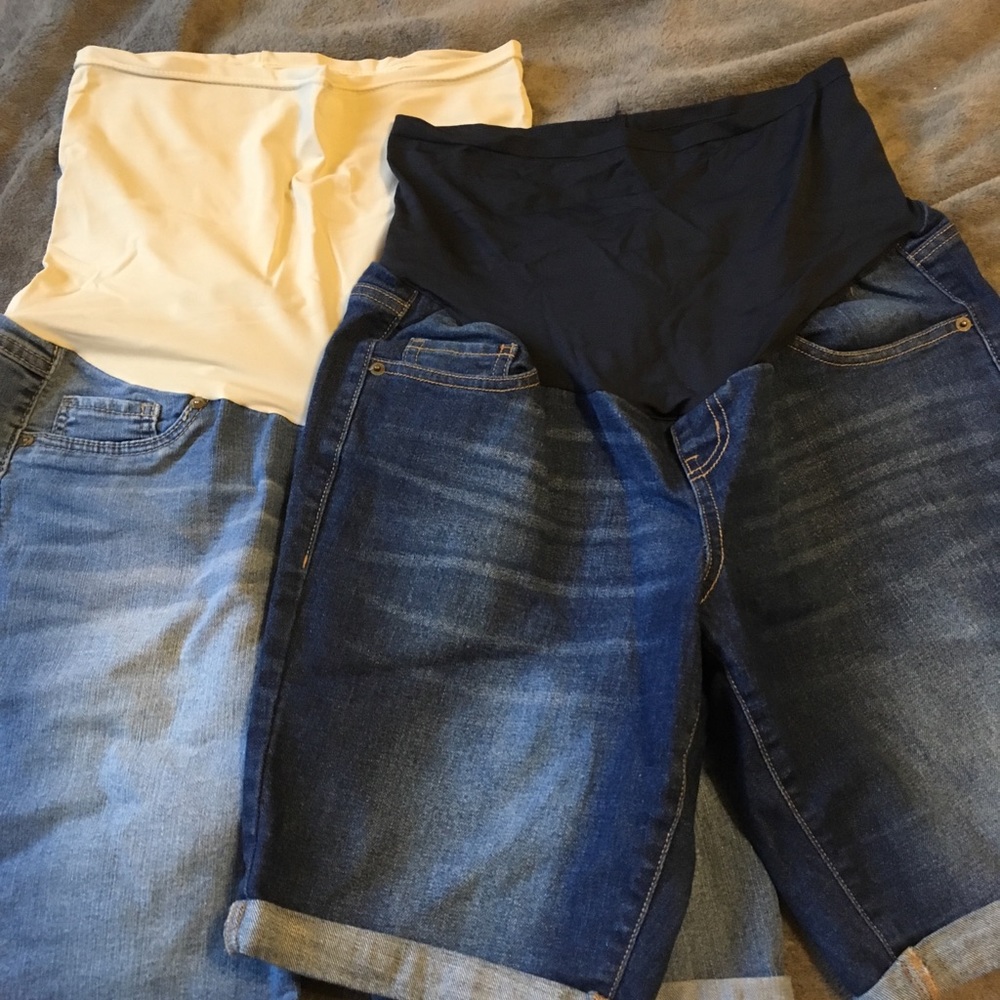 $12 BUNDLE! 2 pair maternity shorts