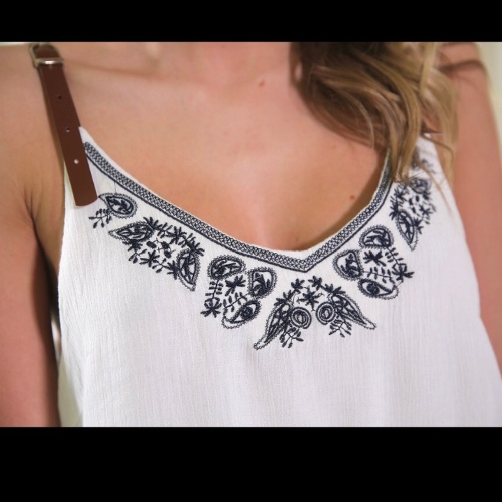 NWT Infinity Raine Embroidered White Maxi Dress, S & L (medium sold out) - Picture 2 of 2