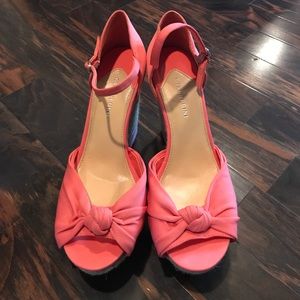 Like New!  Gianni Bini Wedges in Women's size 10M.