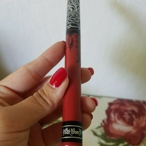 Kat Von D Liquid Lipstick in "Project Chimps"