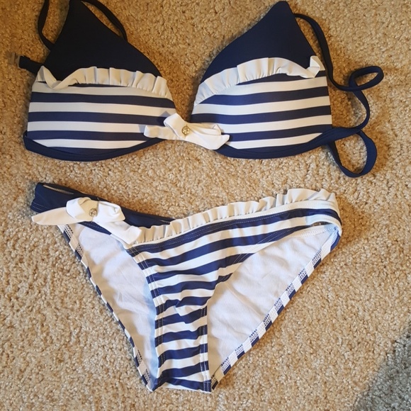 Women's Retro Sexy Bikini Set Swimsuit Beachwear - Picture 3 of 4