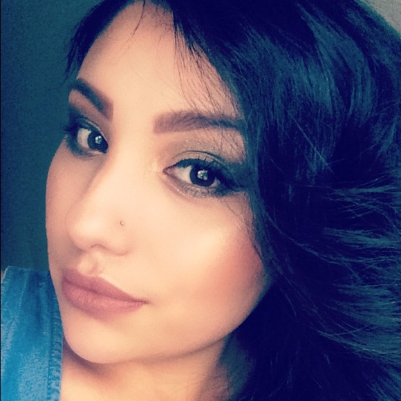 Meet your Posher, Luz - Picture 1 of 1