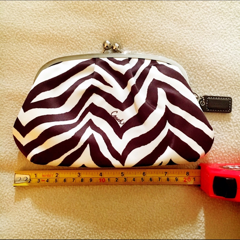 Sophisticated Coach Clutch - Picture 2 of 5
