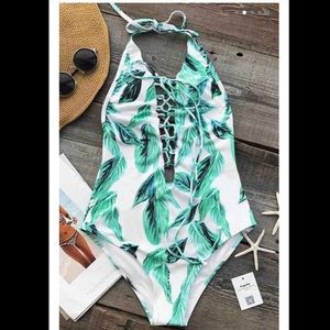 Cupshe transparent green lead one piece NEW