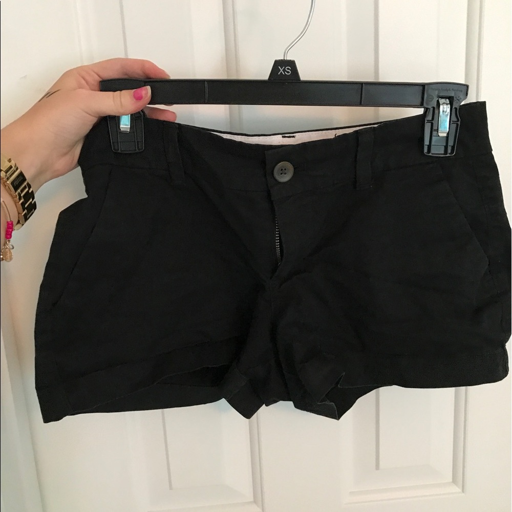Old Navy black shorts
