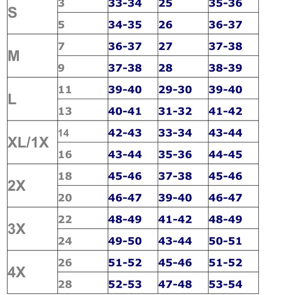 Last 2! Ivory rust floral blouse 🇺🇸 - Picture 8 of 8
