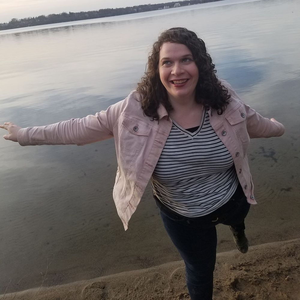 Meet your Posher, Emily