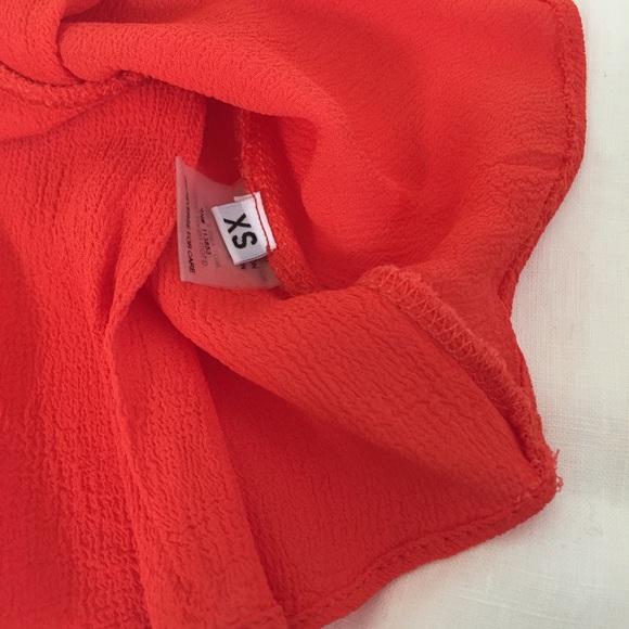 Red-orange Mini Peplum Tank w. Back Detail - Picture 5 of 8