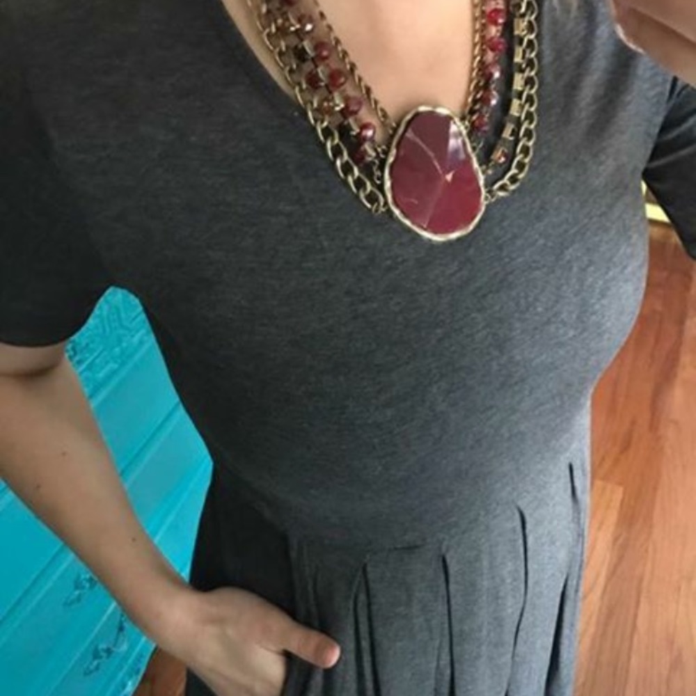 Cute stretchy dress with pockets, charcoal grey.