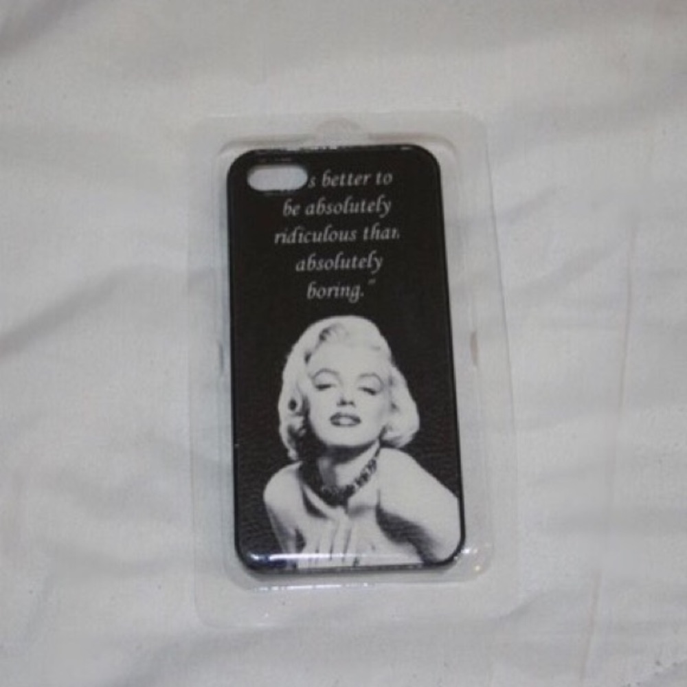 ⭐️IPHONE 5 CASES BUNDLE⭐️ - Picture 2 of 3