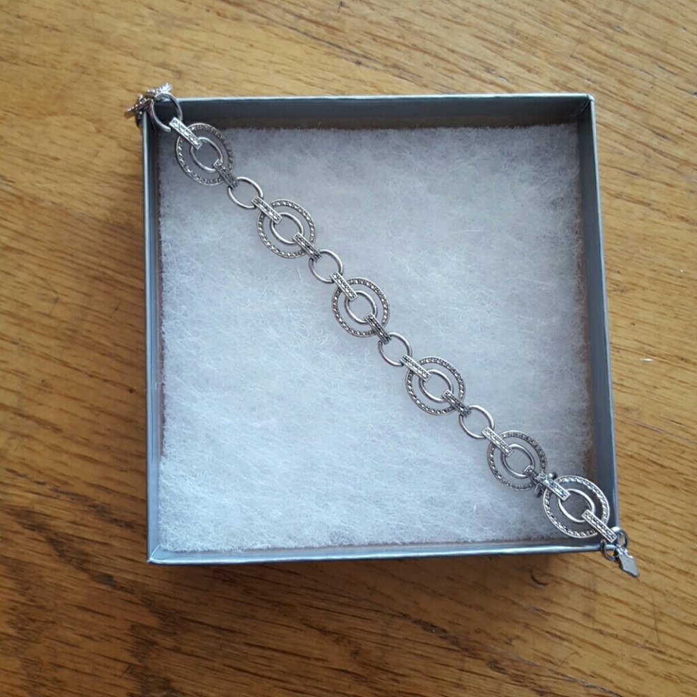 Sold! Nordstrom Nadri Bracelet