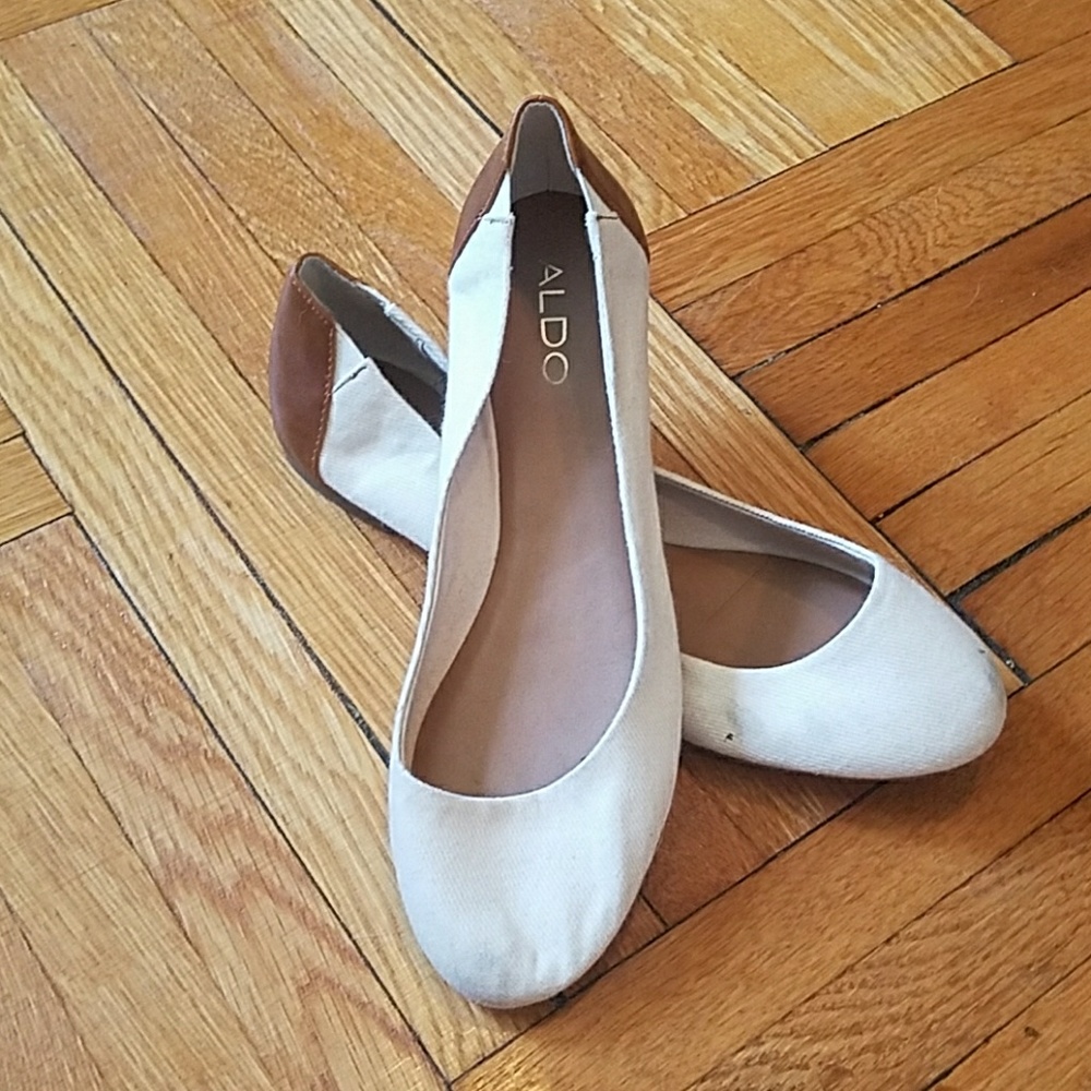 Flats shoes