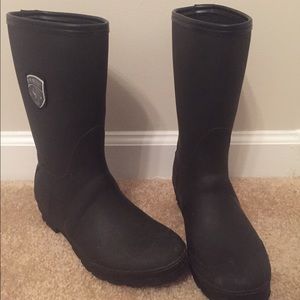 Black Kamik Rain Boots