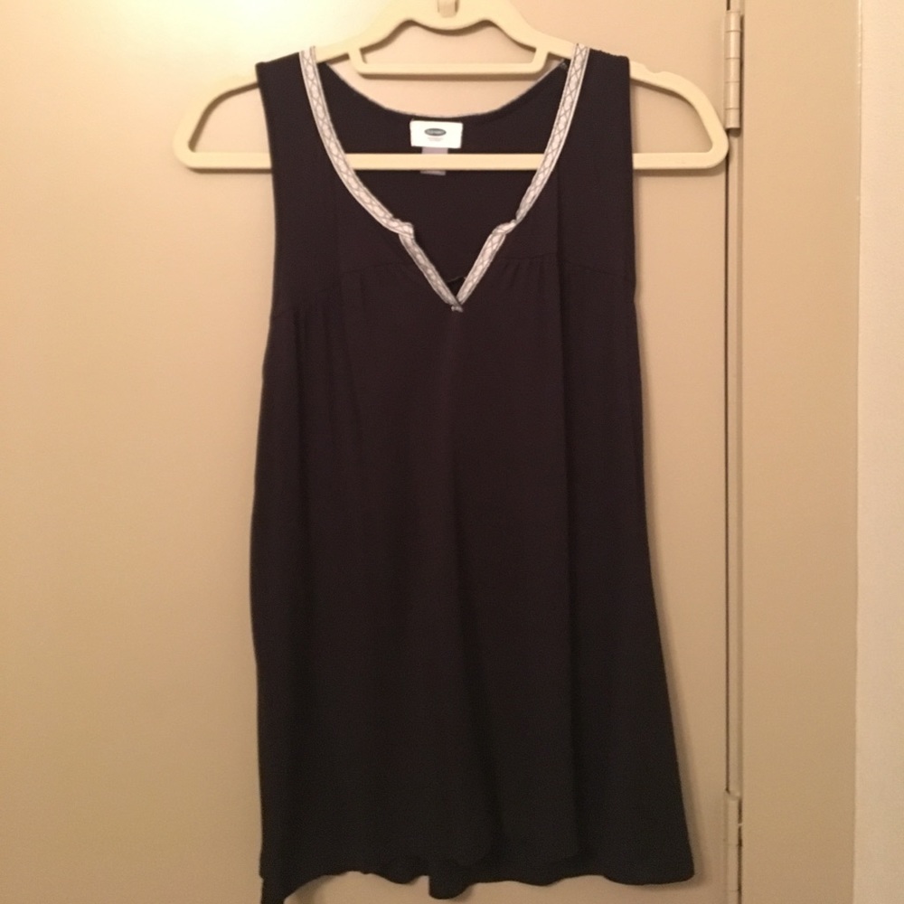 Old navy sleeveless top