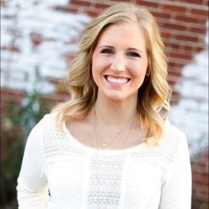 Meet your Posher, Michaela