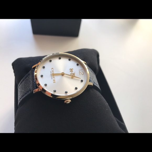 Coach women's watch new w/ tags - Picture 4 of 4