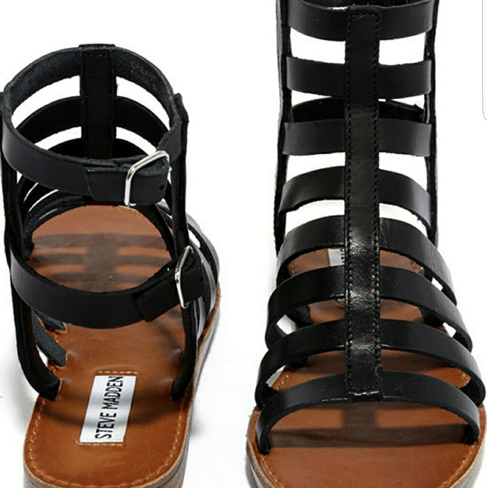 🎉4th of July Sale🎉 Steve Madden Beeast Sandals