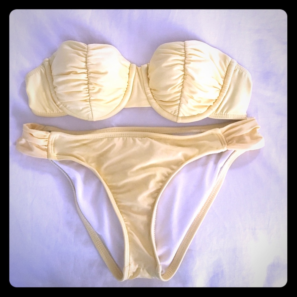 Ella Moss strapless bikini