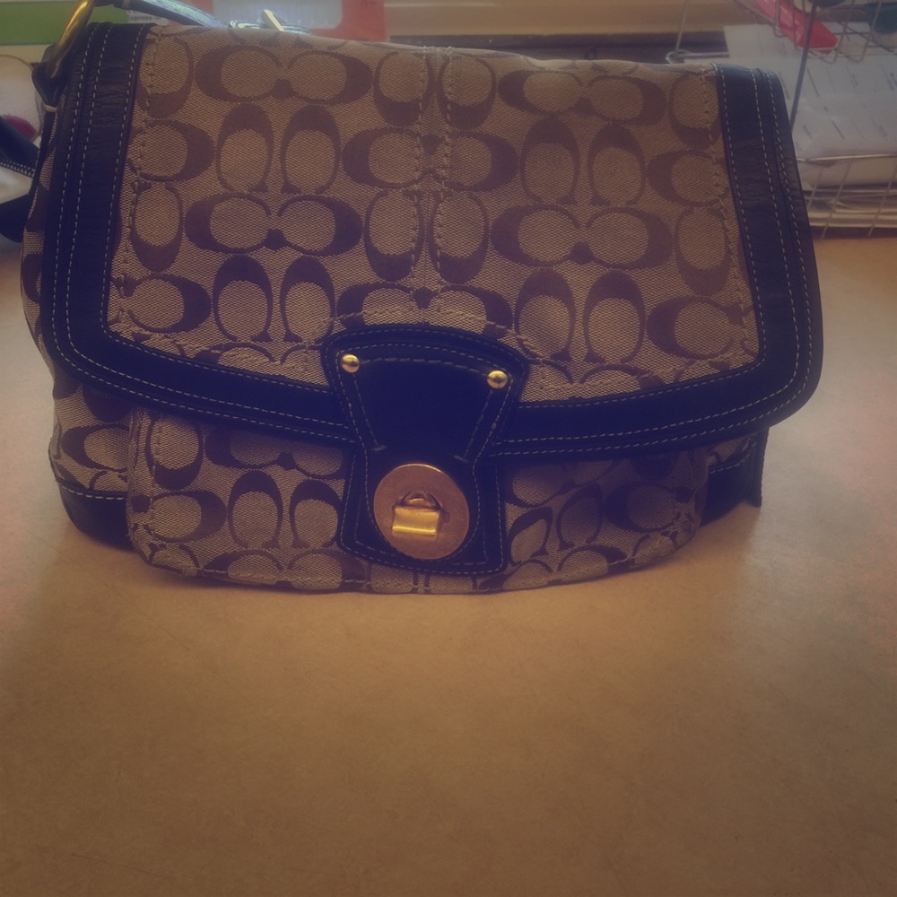 Coach Shoulder Bag