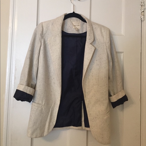 Blazer with pockets! - Picture 2 of 3