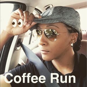 Meet your Posher, Monique