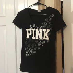Pink v-neck shirt Victoria's Secret black