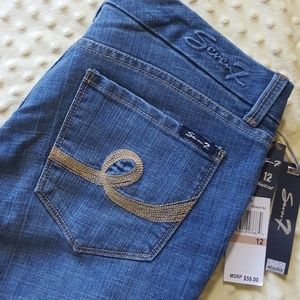 🇺🇸SALE🇺🇸 Seven7 Medium Wash Boot Cut Jeans