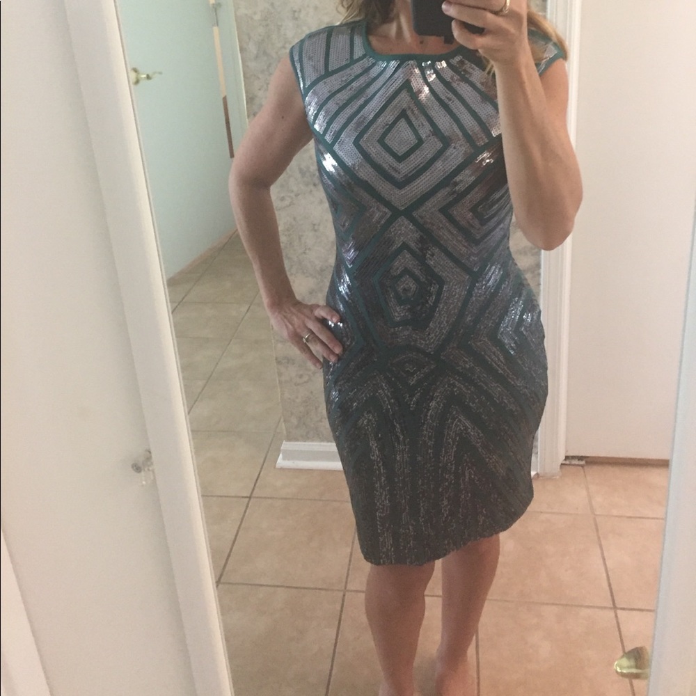 BCBG shiny sequin emerald green dress EUC