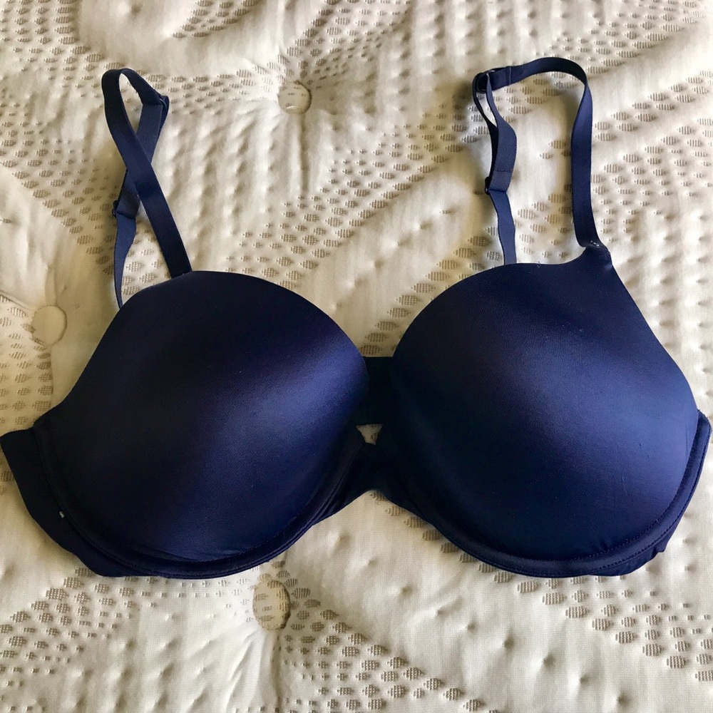 Navy blue Victoria's Secret Uplift bra