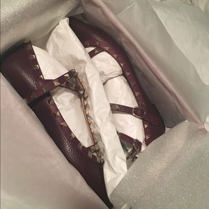 NEW Valentino Rockstud T Strap Cage Pointed Flats