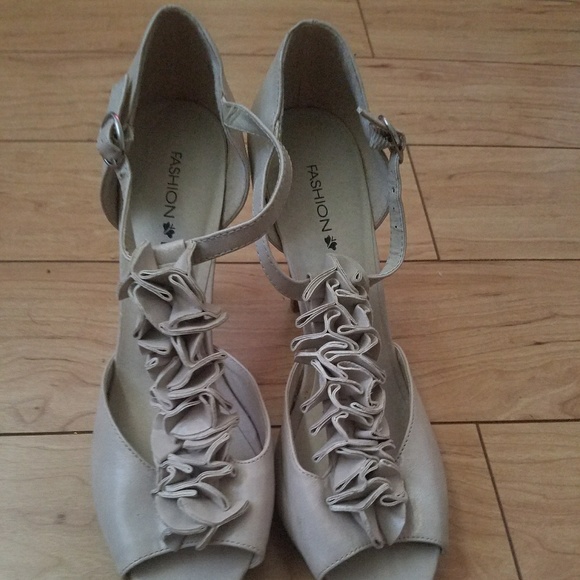 Fashion bug - Picture 2 of 2