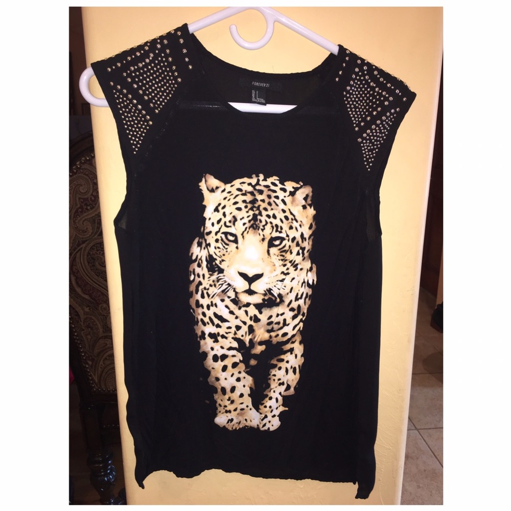 F21 Black Tank w/Tiger print