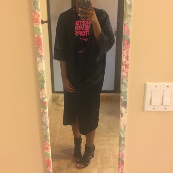 Cardigan - Picture 2 of 2